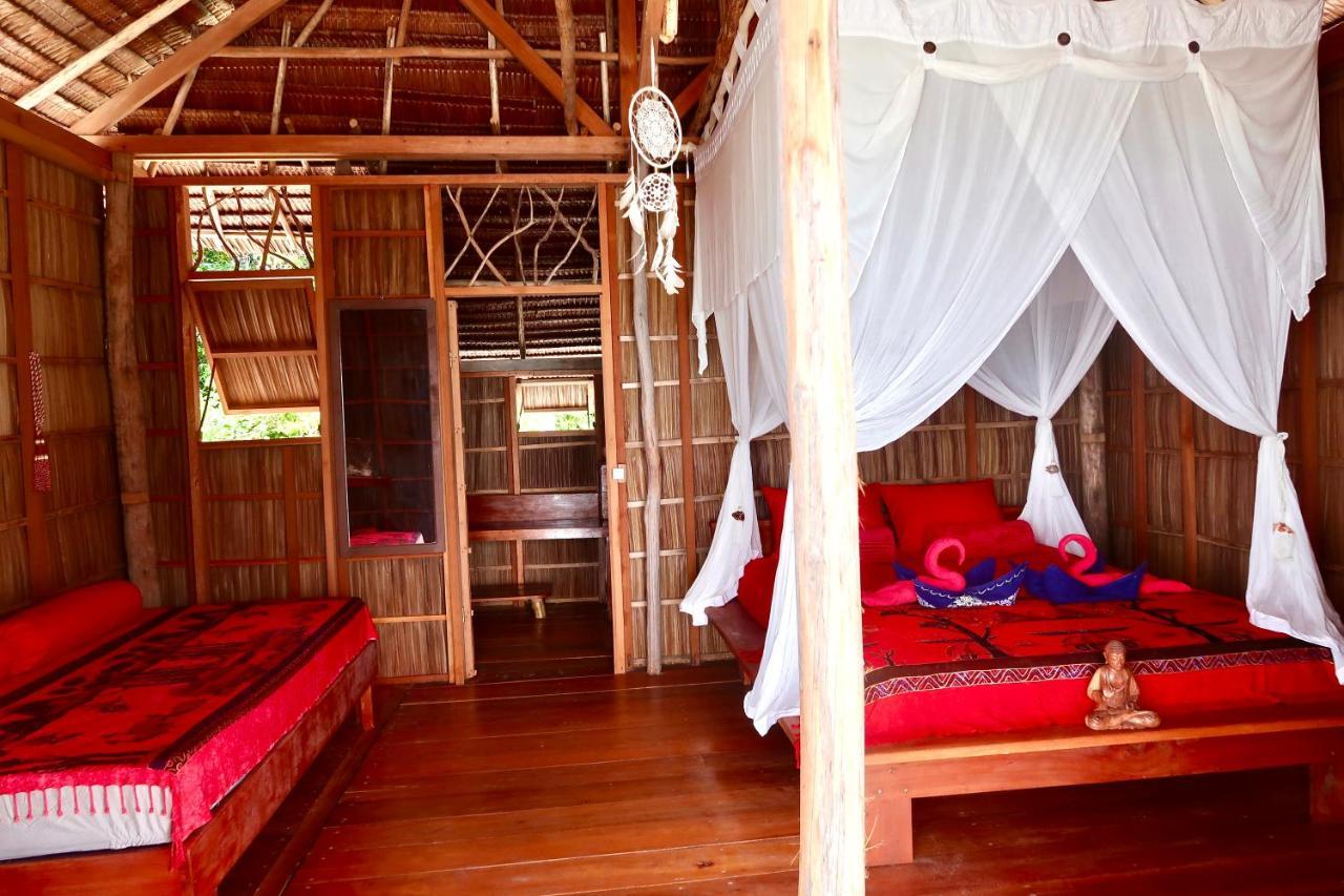Tabari Dive Lodge Pulau Mansuar Exterior foto